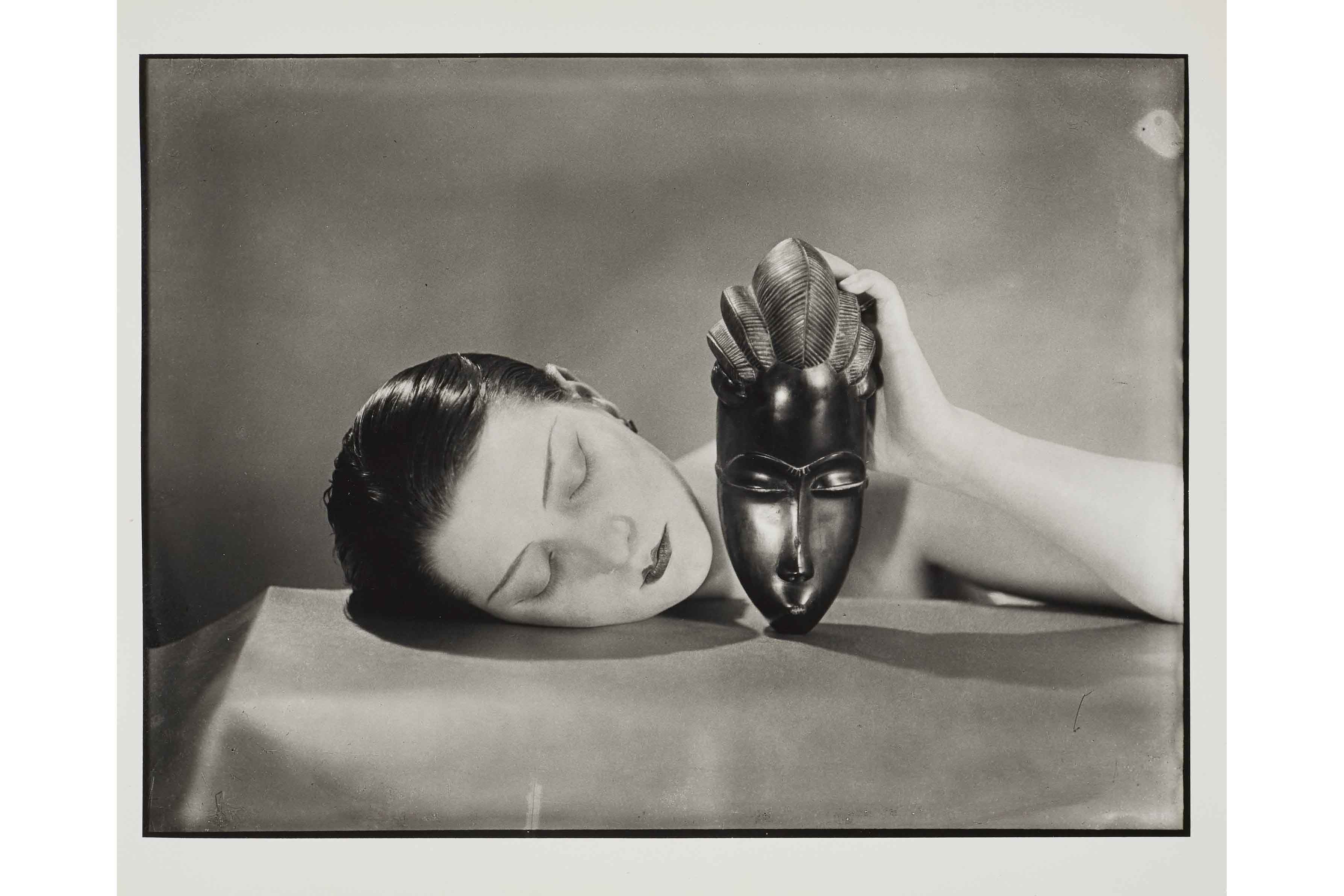 Foto da exposição “Man Ray em Paris”. Reprodução MON