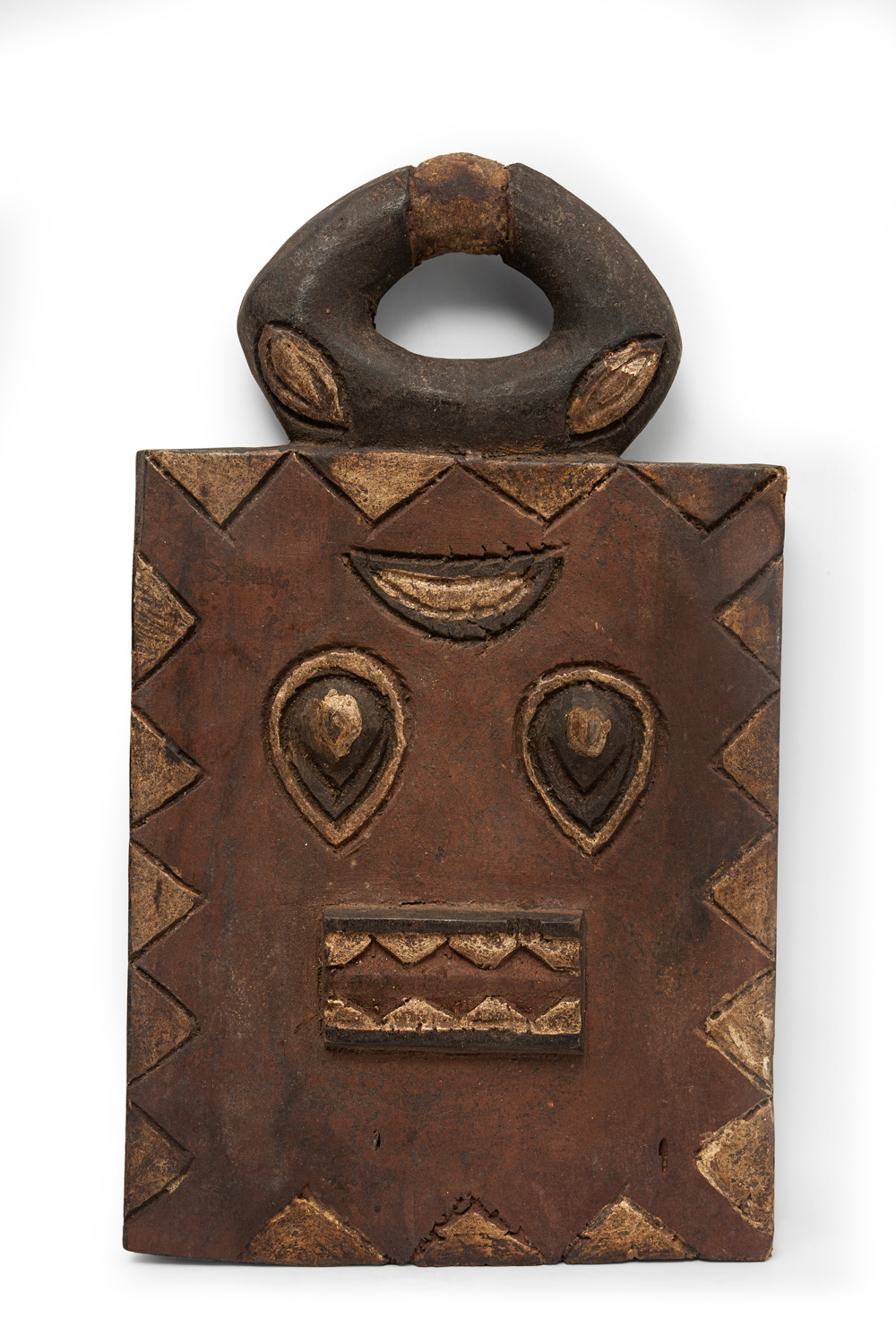 Obra da exposição África Expressões Artísticas de um Continente