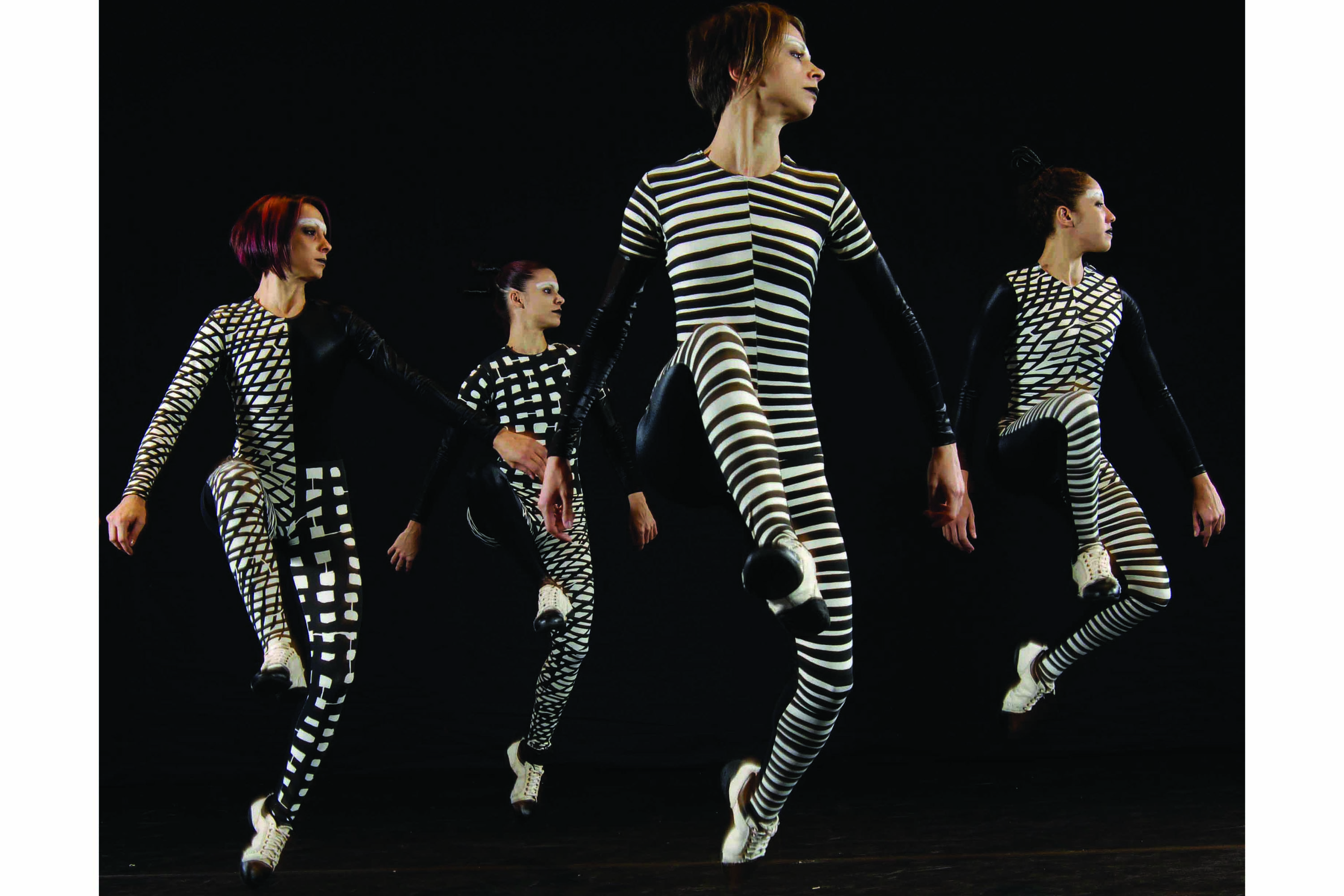 Divulgação Risorama. Grupo Corpo Breu Baixa