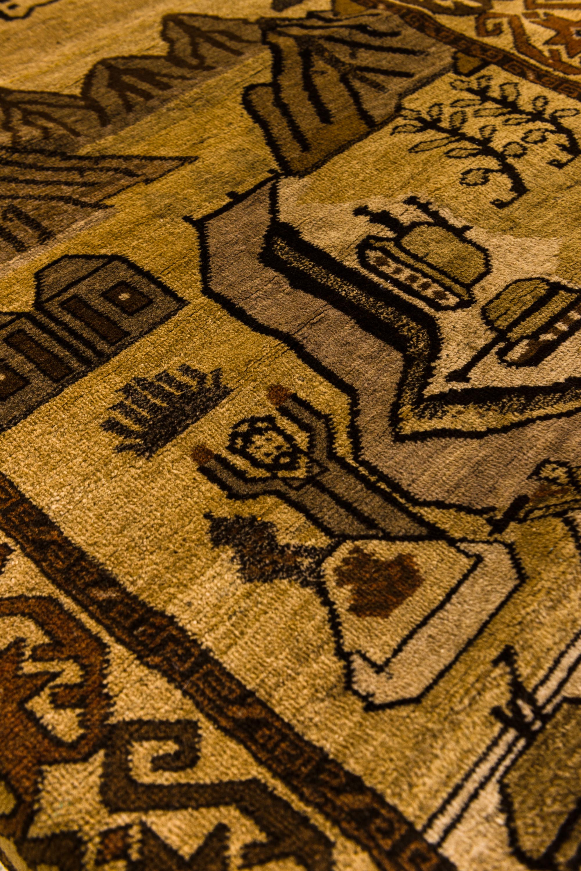 Museu Oscar Niemeyer promove exposição de tapetes afegãos