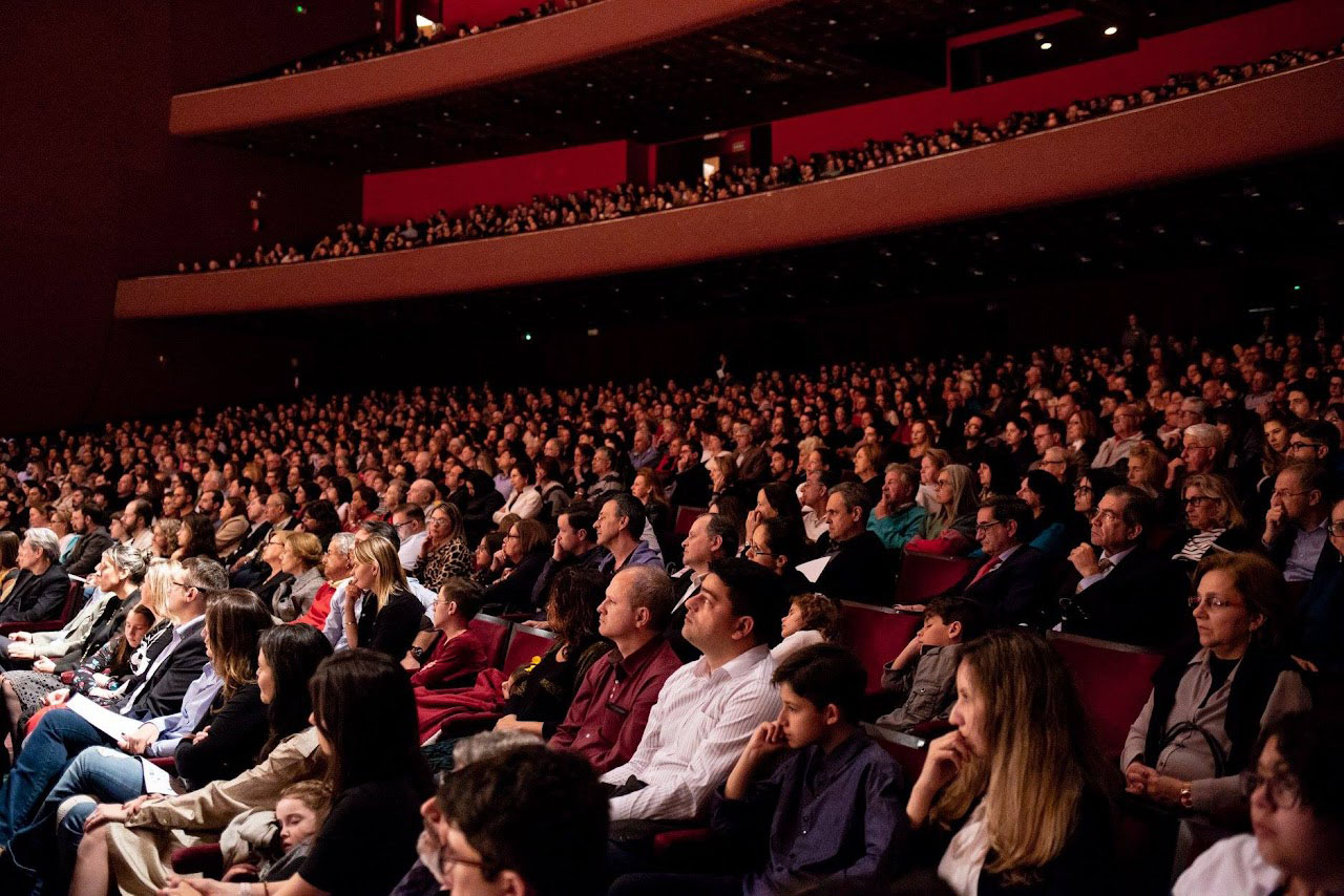 Guairão recebe orquestra holandesa e pianista Alvaro Siviero neste domingo