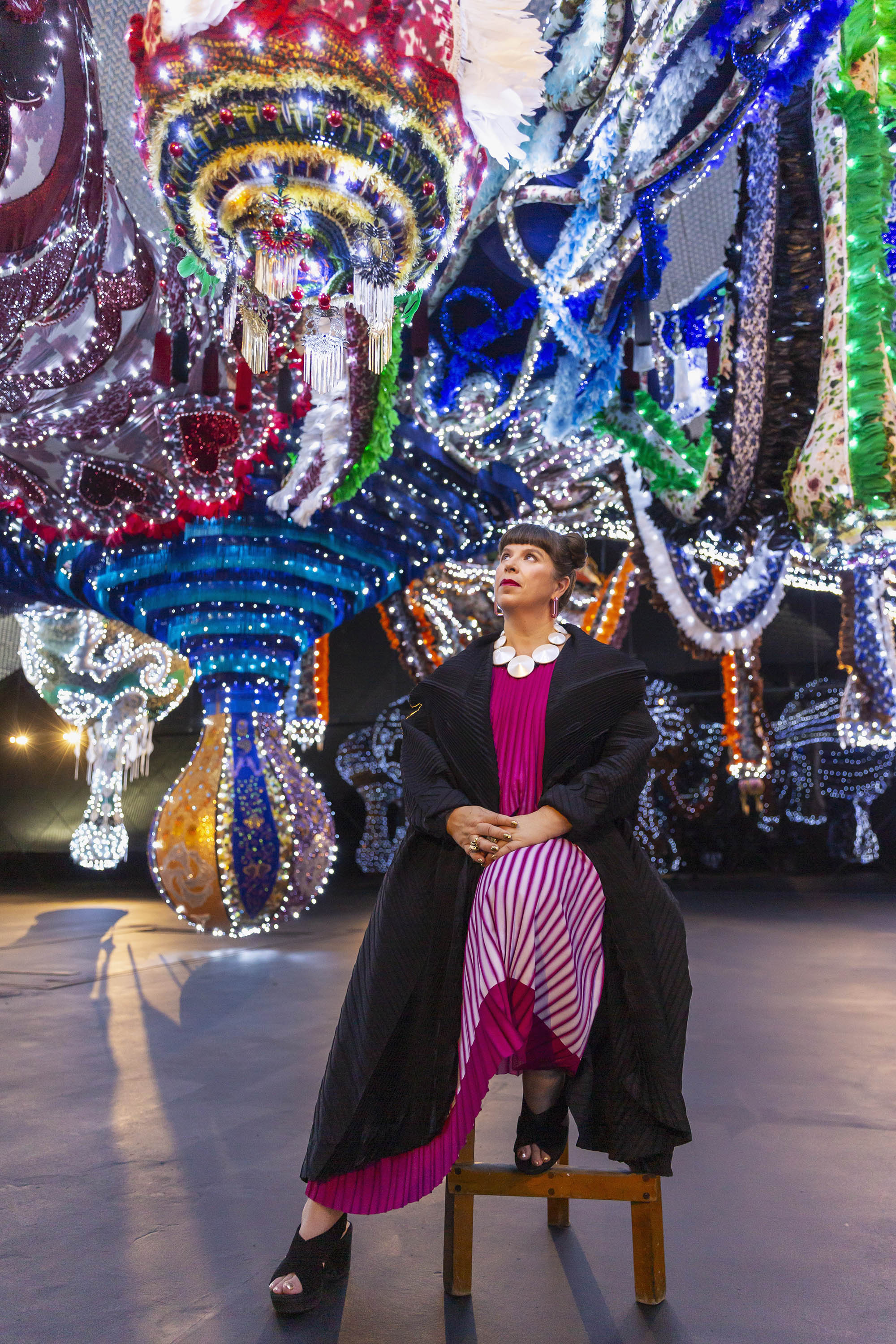 MON Loja disponibiliza catálogo da mostra “Extravagâncias”, de Joana Vasconcelos. Na foto, Exposição “Extravagâncias” no MON - Museu Oscar Niemeyer em Curitiba