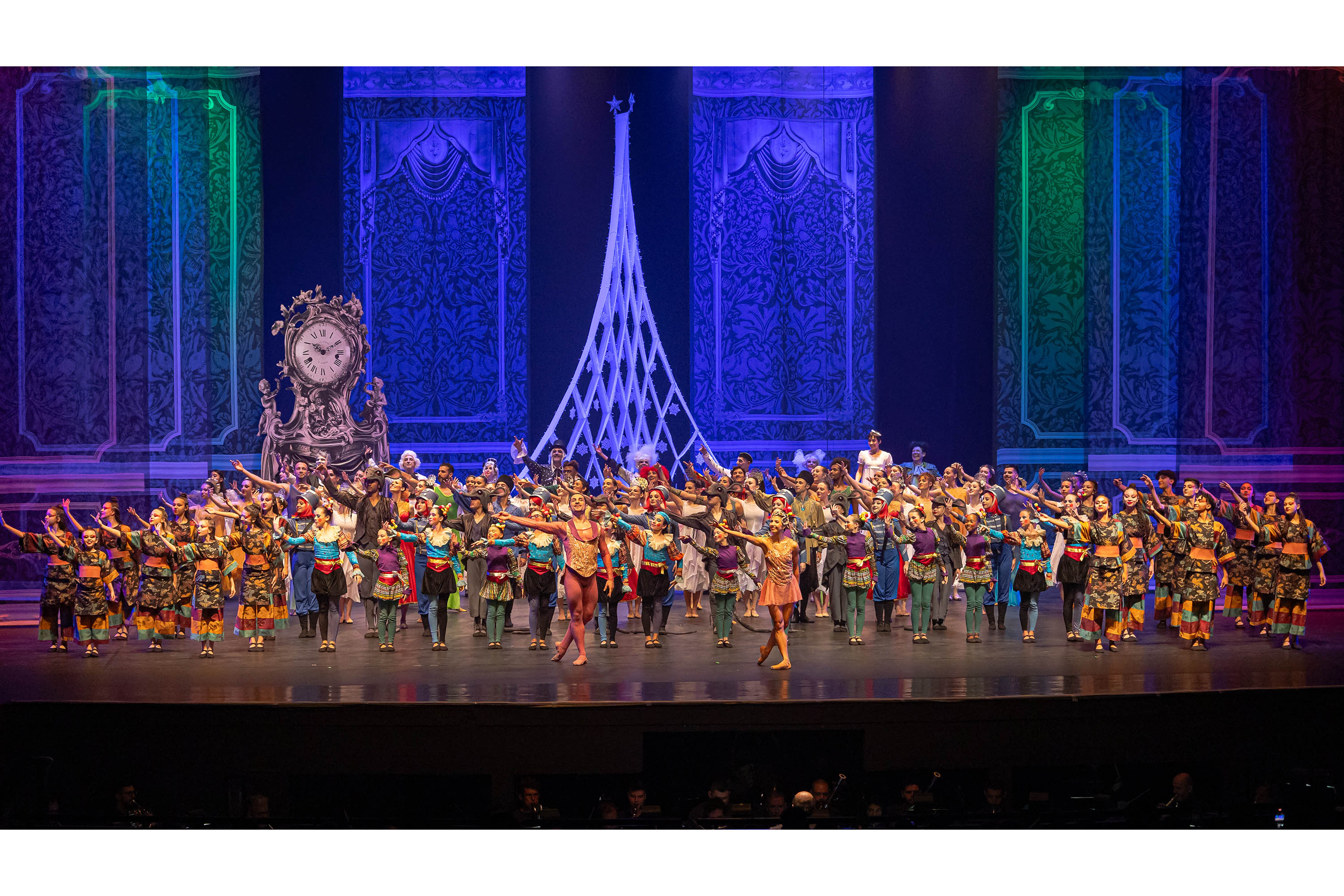 O Quebra-Nozes leva a magia do Natal ao palco do Teatro Guaíra e fecha calendário de 2024