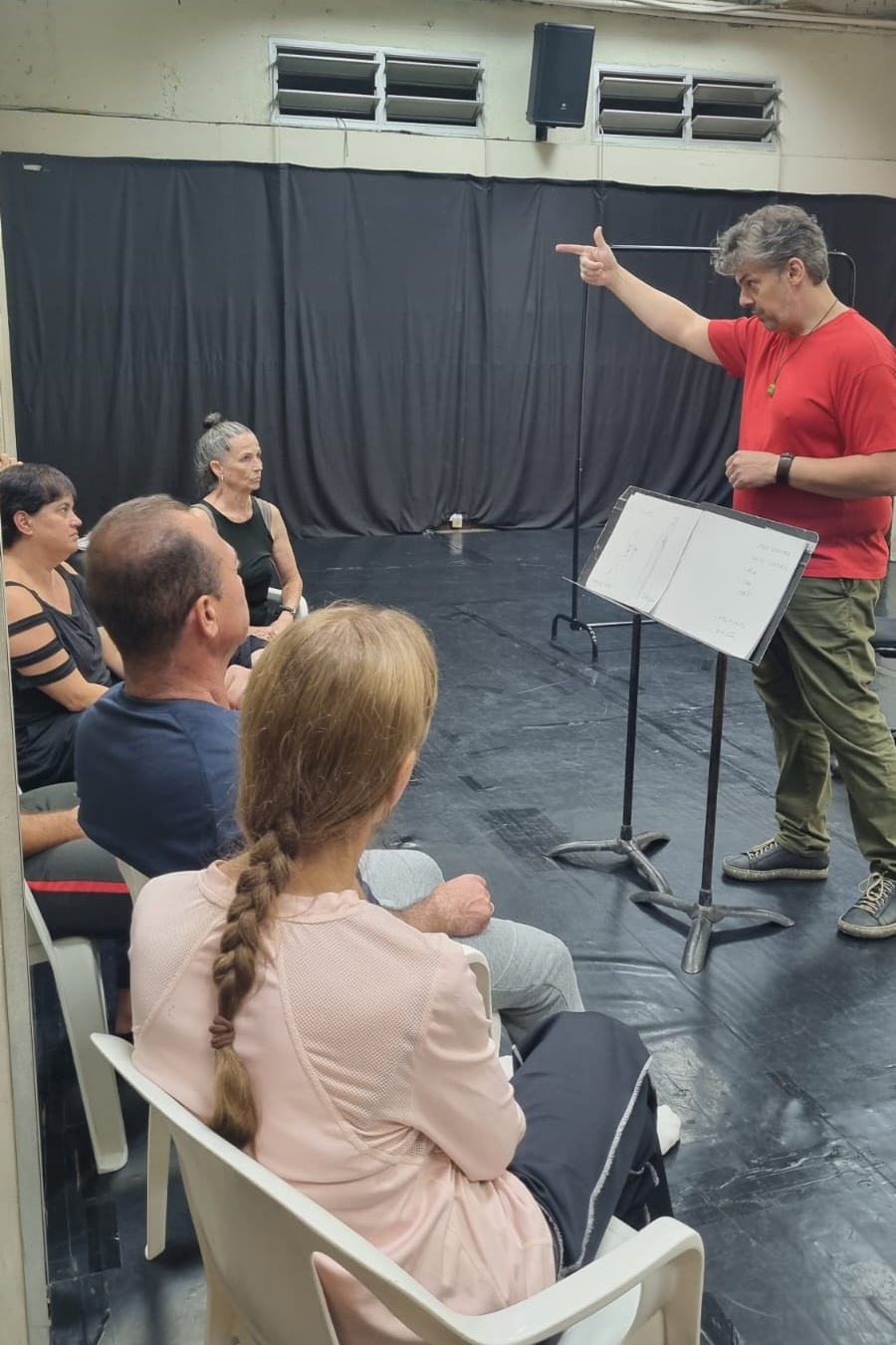 G2 Cia de Dança do Teatro Guaíra se prepara para espetáculo inédito