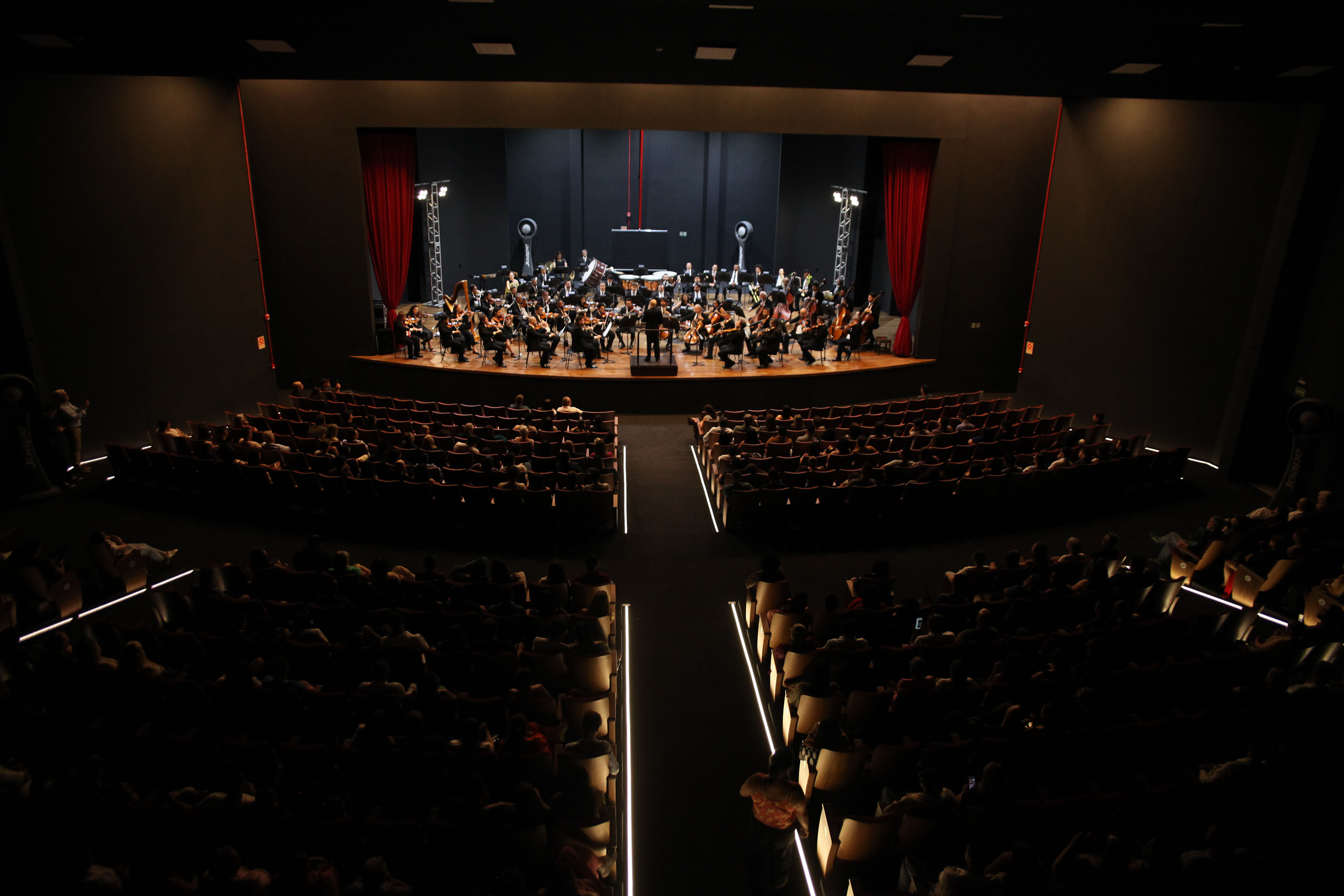 Orquestra Sinfônica encanta moradores de Almirante Tamandaré