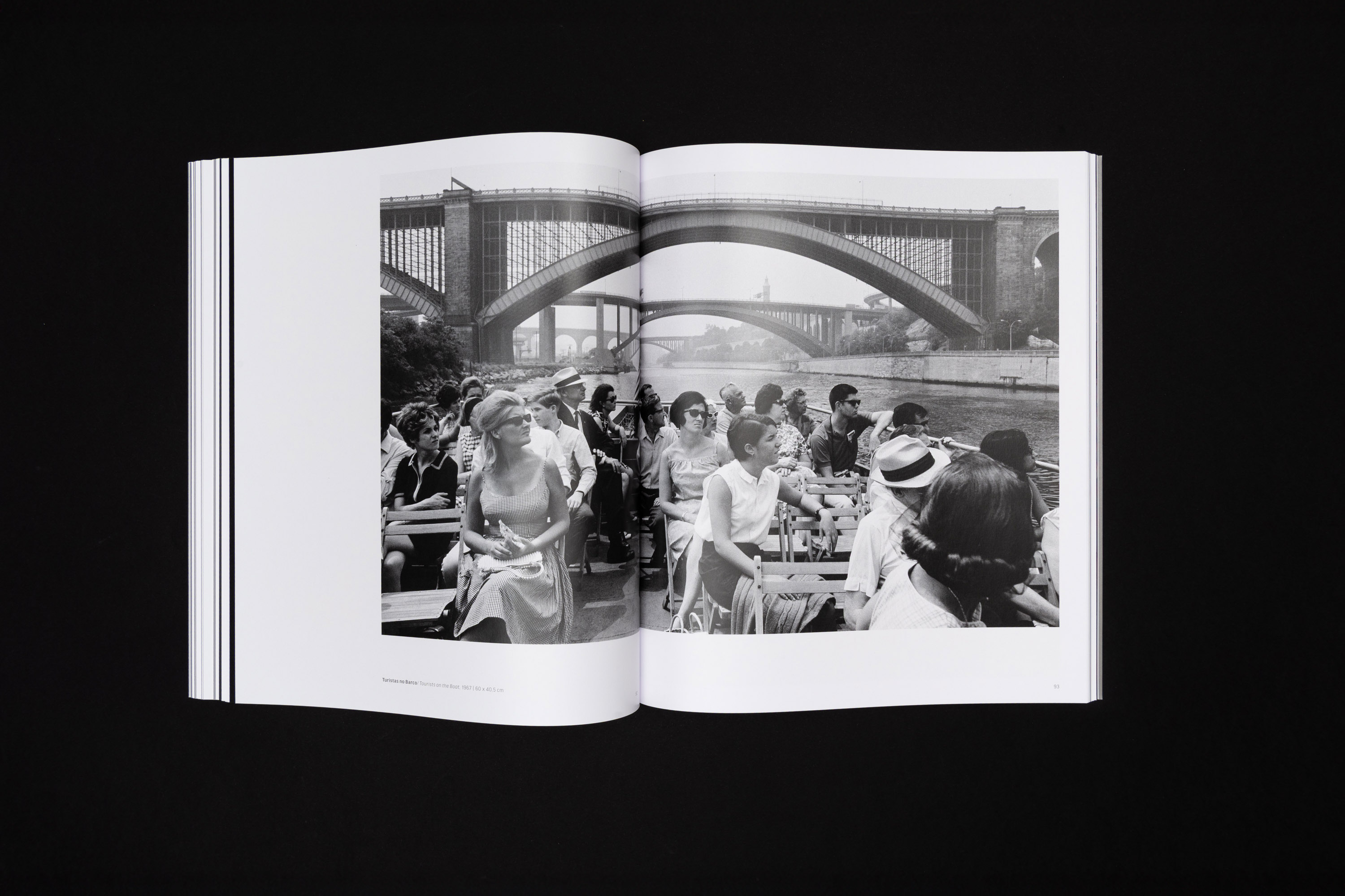 Catálogo da mostra do fotógrafo German Lorca já está disponível na MON Loja