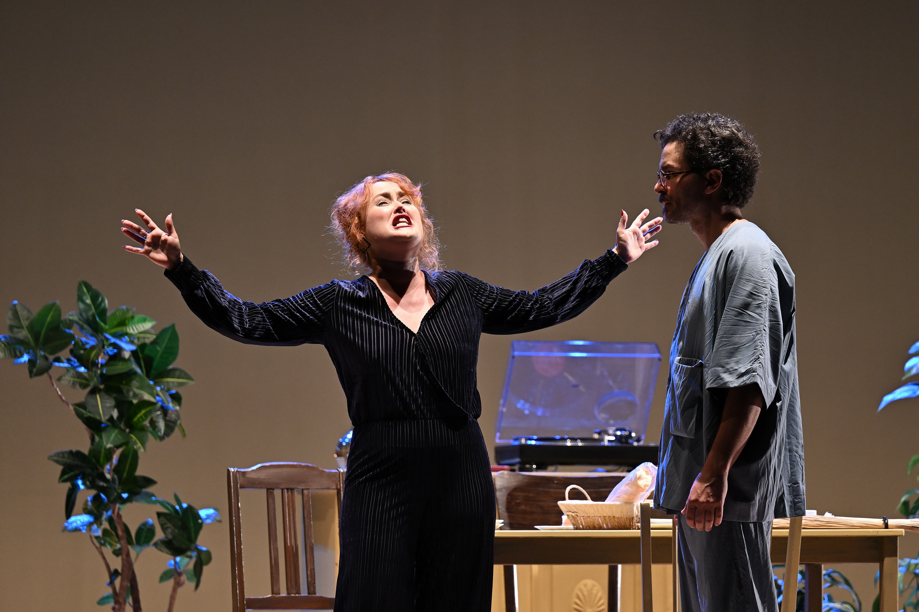 FESTIVAL DE CURITIBA | “Júpiter e a Gaivota” faz uma releitura “feminina e feminista” do clássico de Anton Tchekhov