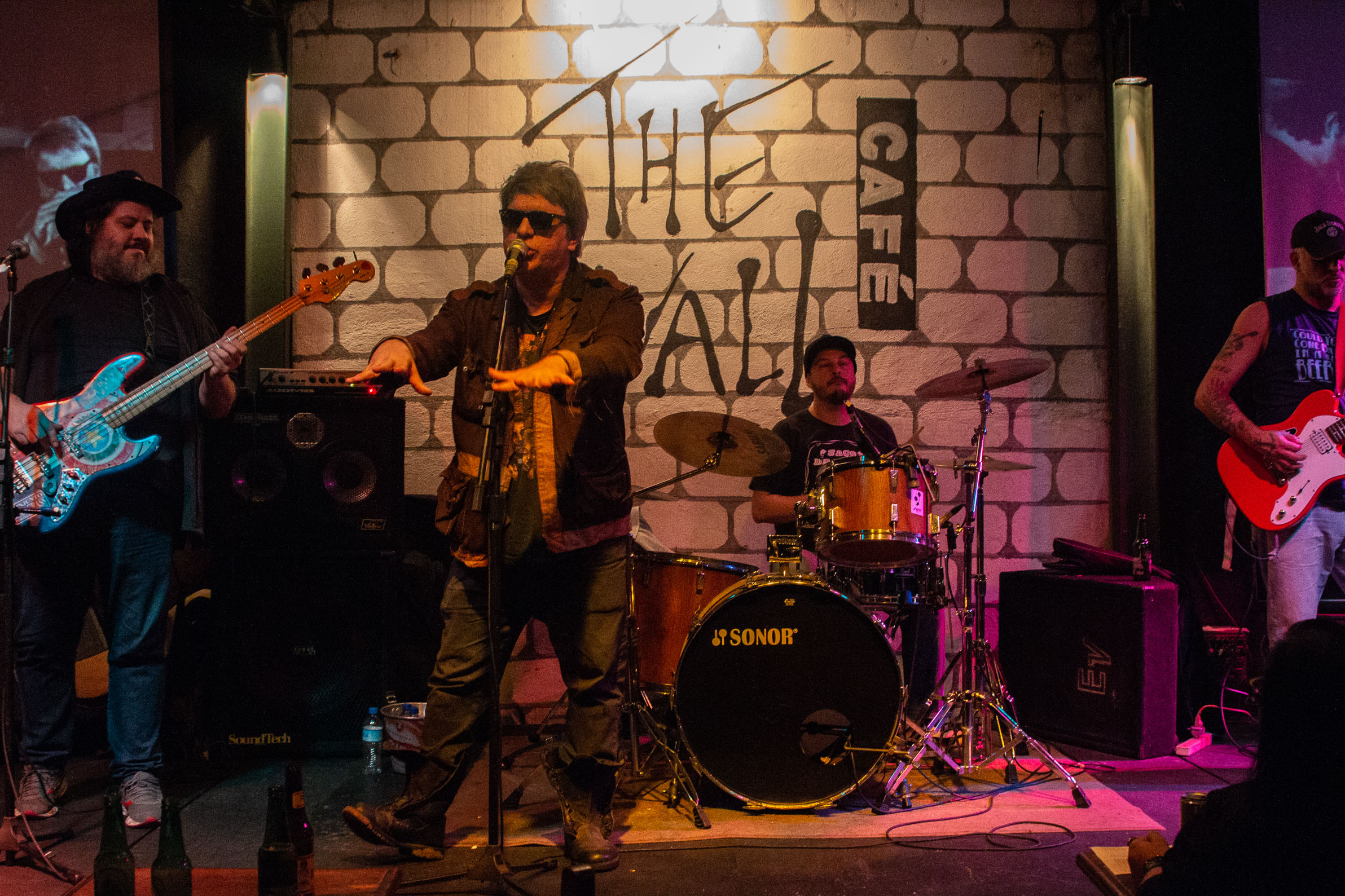 Peças do Cemitério de Automóveis ocupam a Mostra Fringe no Teatro Guaíra