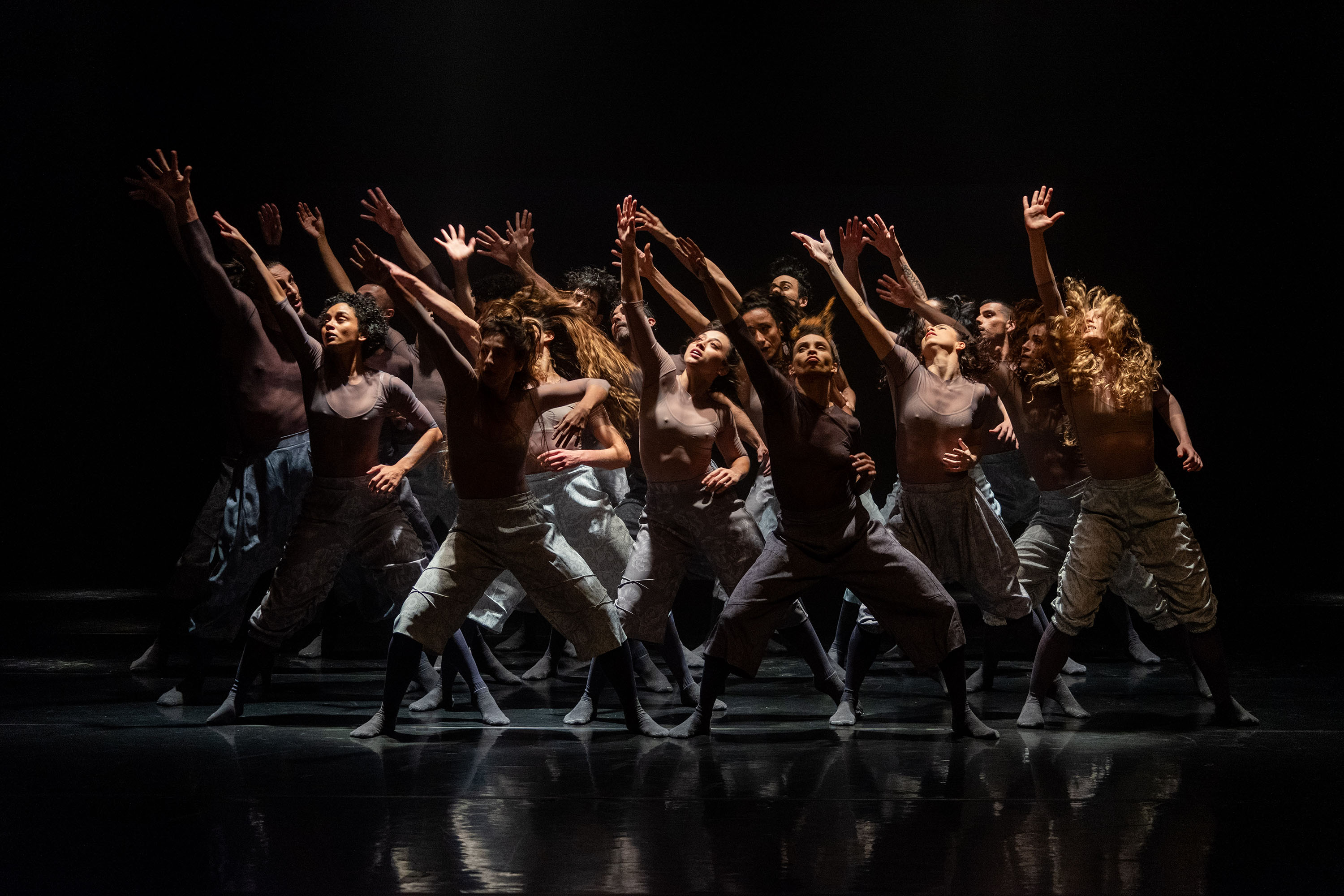 Balé Teatro Guaíra leva o espetáculo "Contraponto" ao Teatro Sérgio Cardoso, em SP