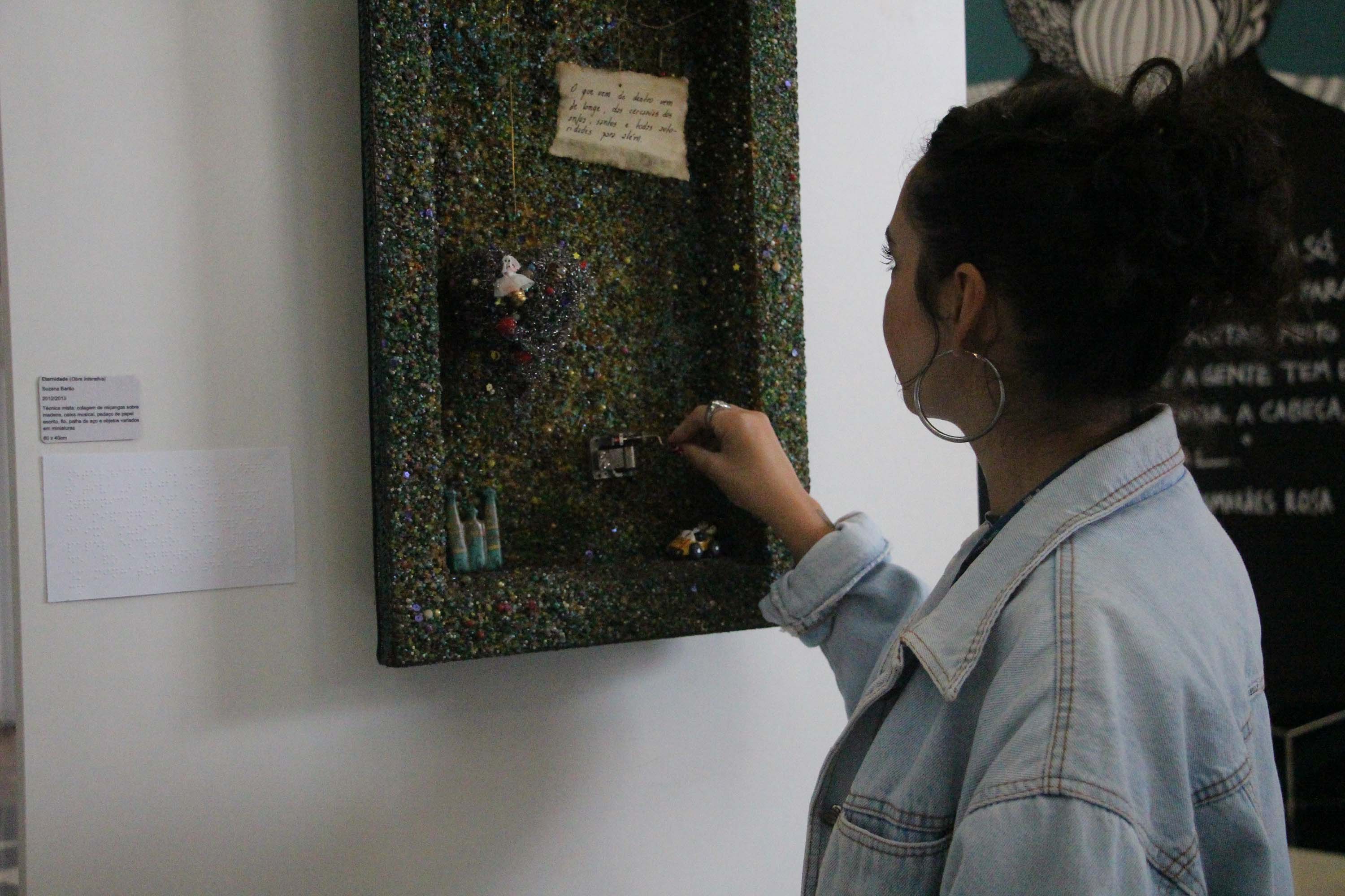 Eva Jospin no MON, Armandinho e tributos a Dalton Trevisan marcam a agenda cultural