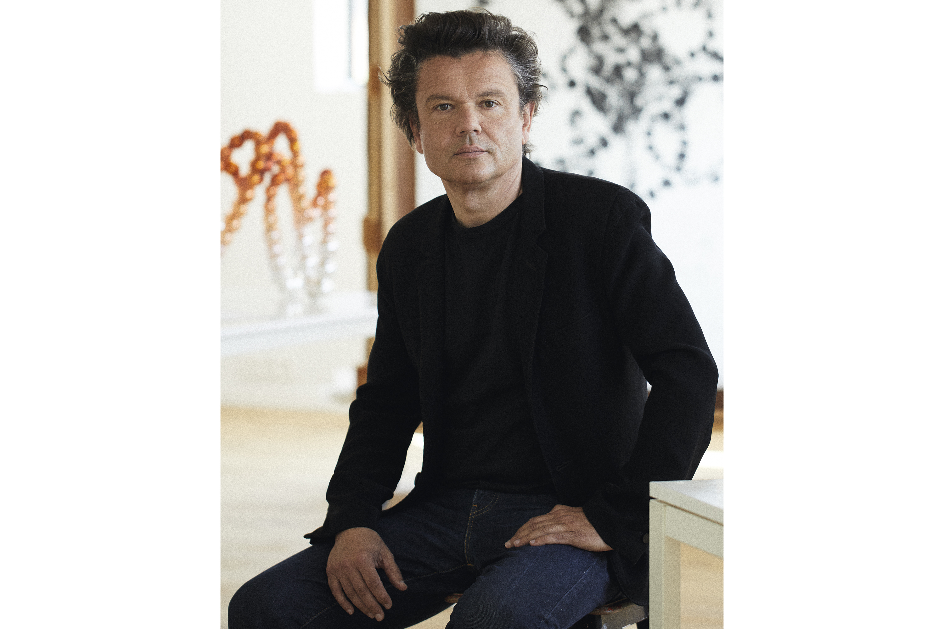 Catálogo da exposição de Jean-Michel Othoniel está disponível na MON Loja