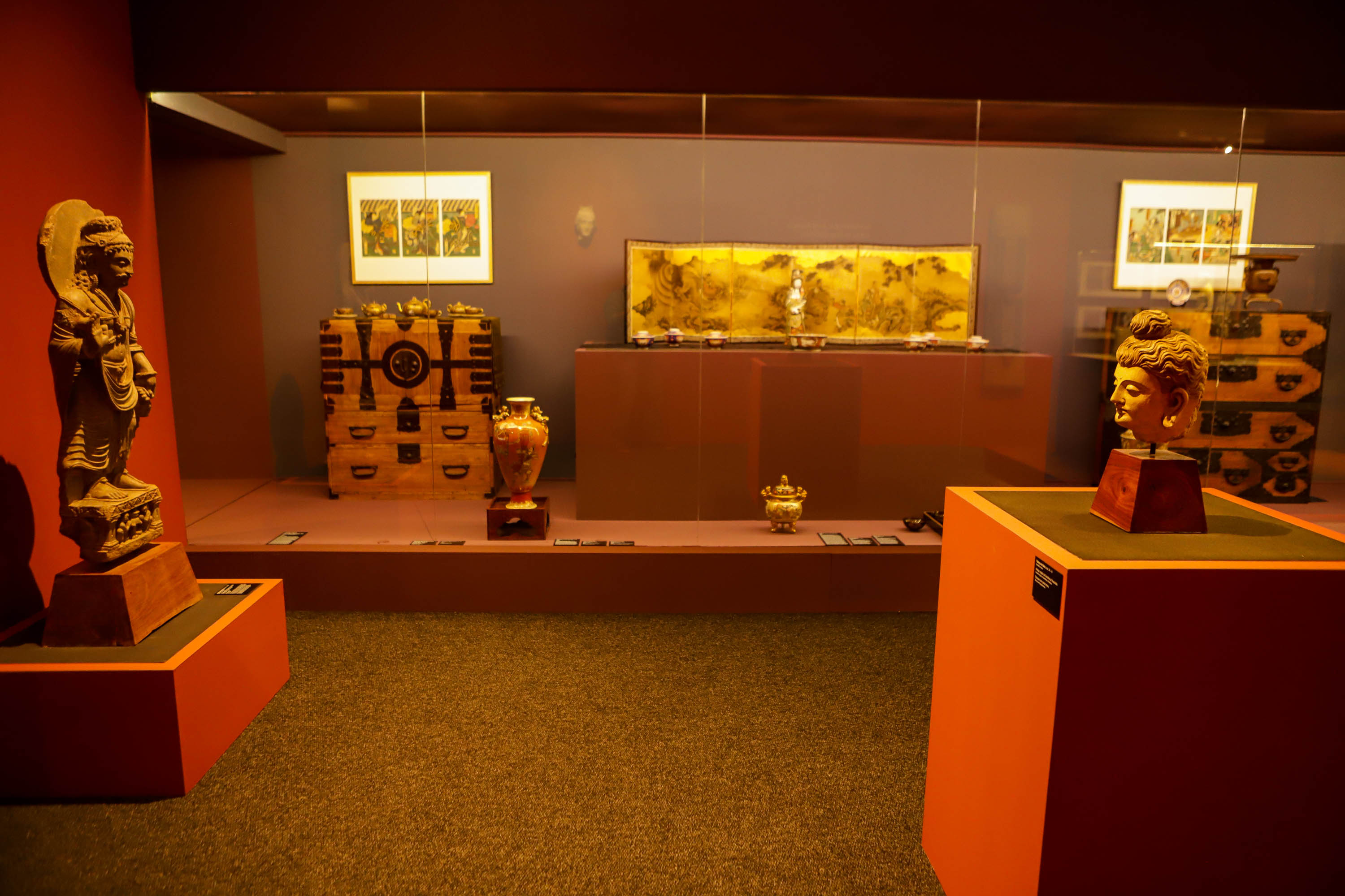 Museu Oscar Niemeyer promove oficina de gravura inspirada na coleção asiática