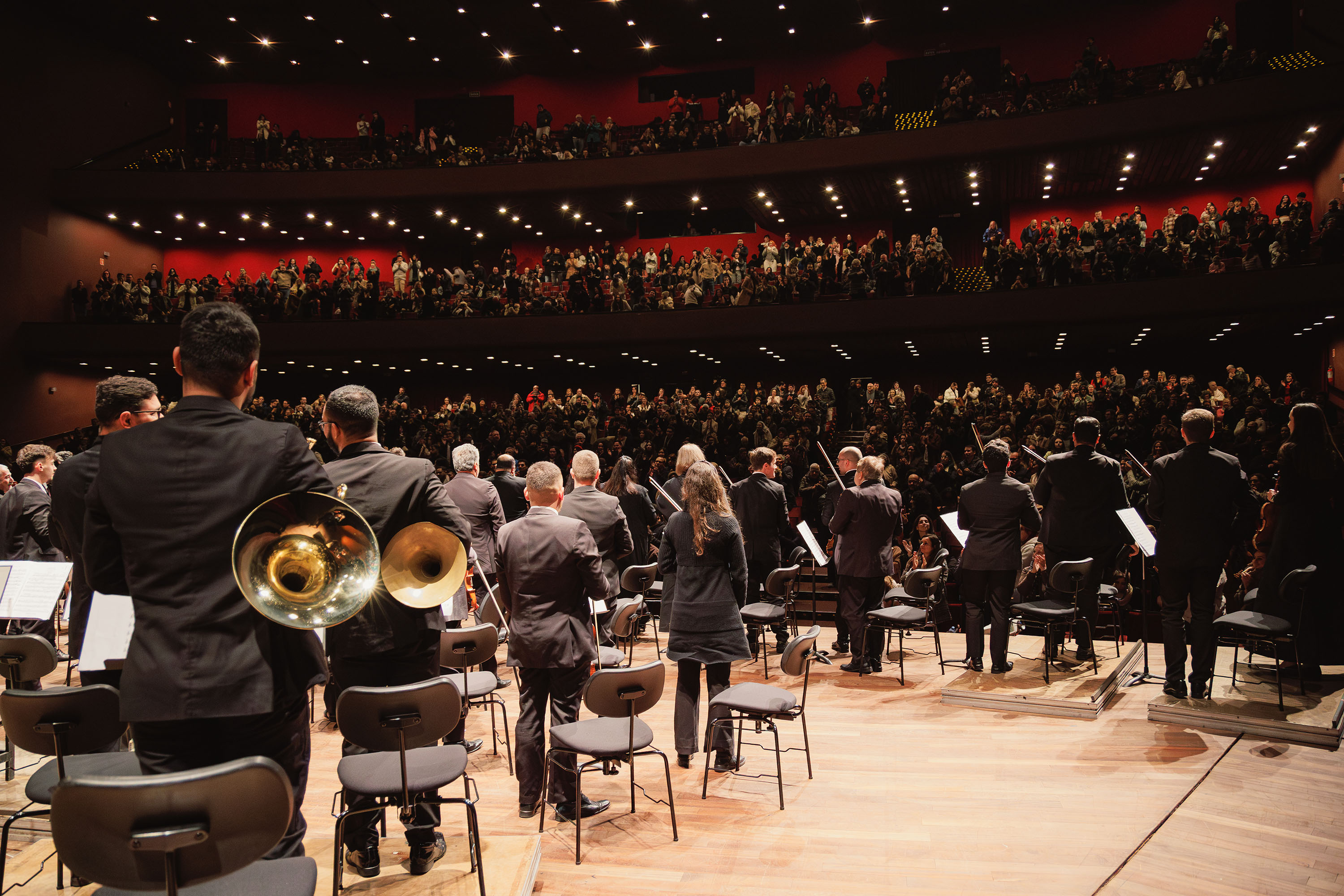 Oswaldo Montenegro, Gaúcho da Fronteira e "Eterno Feminino" no MON marcam agenda cultural