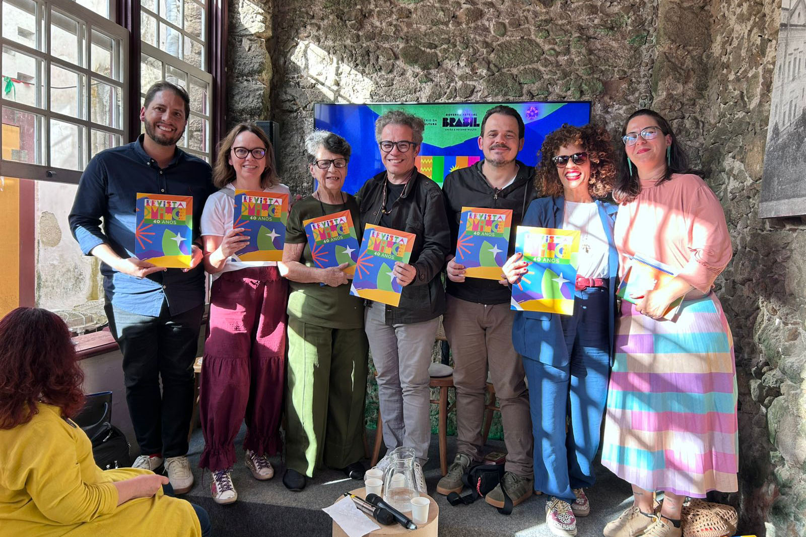 Com estande lotado, Biblioteca Pública do Paraná leva a cena literária paranaense à Flip