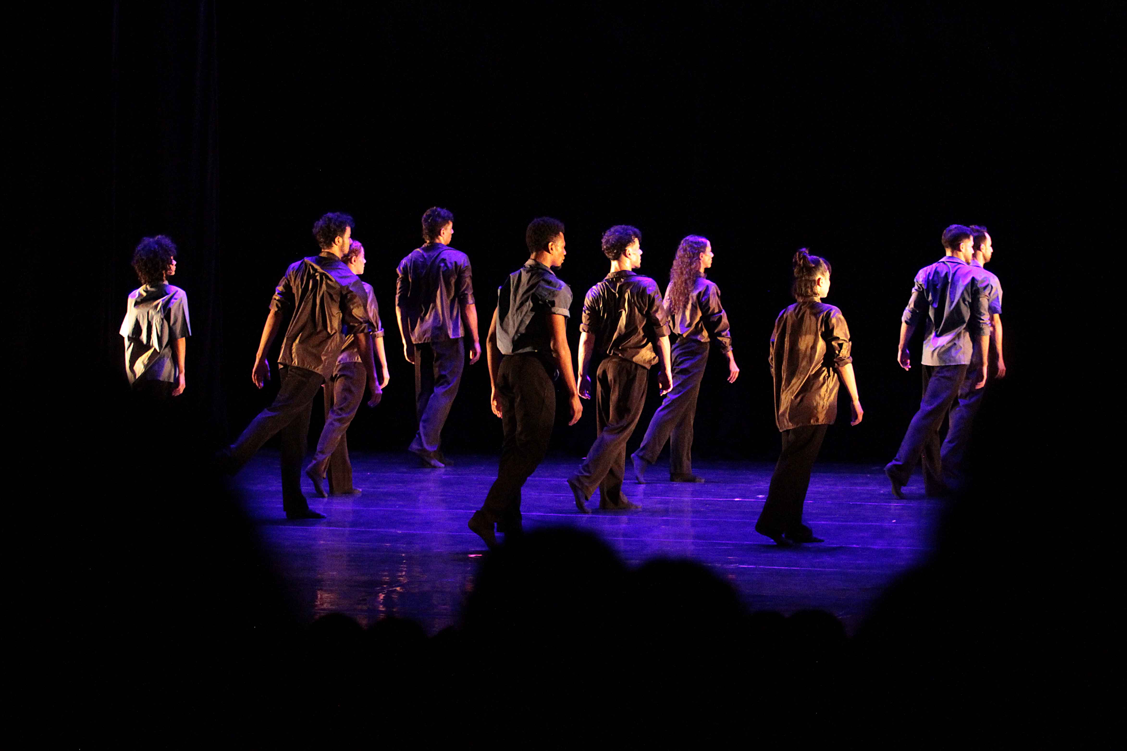 Balé Teatro Guaíra apresenta “Stol” e “V.I.C.A.” no Guairinha