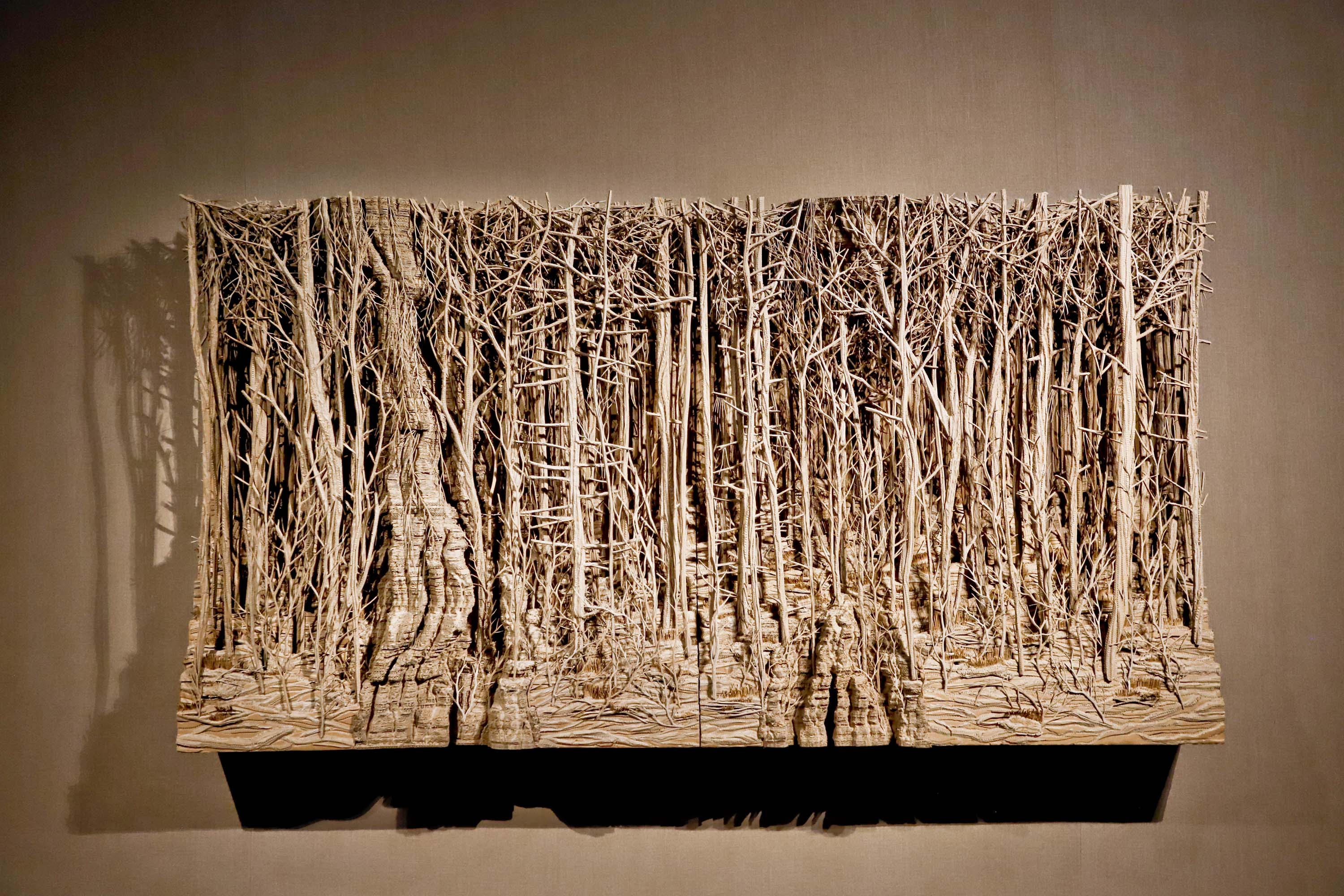 Mostra da artista francesa Eva Jospin fica em cartaz no MON até domingo