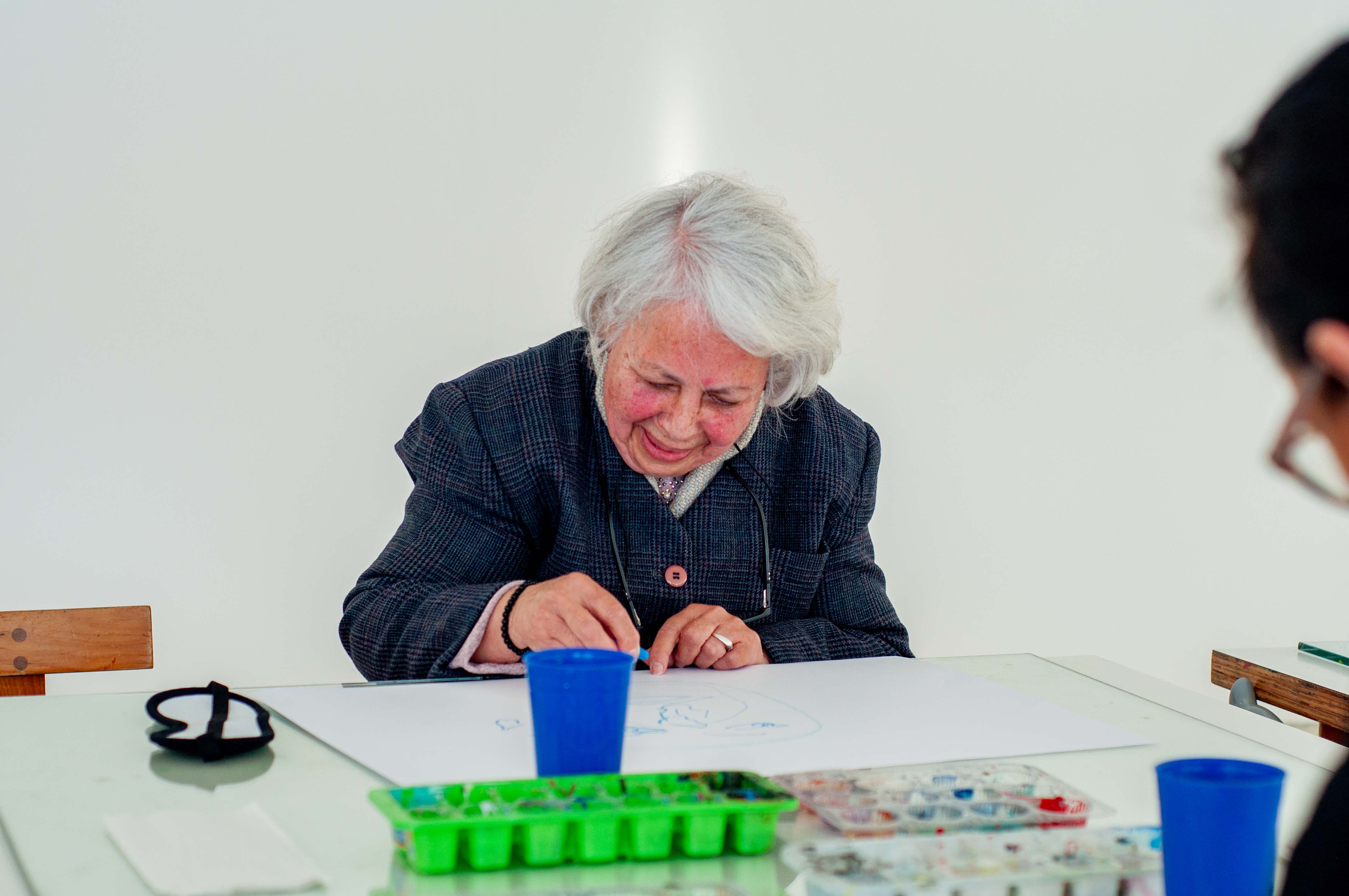 Arte para Maiores promove atividade sobre a coleção asiática