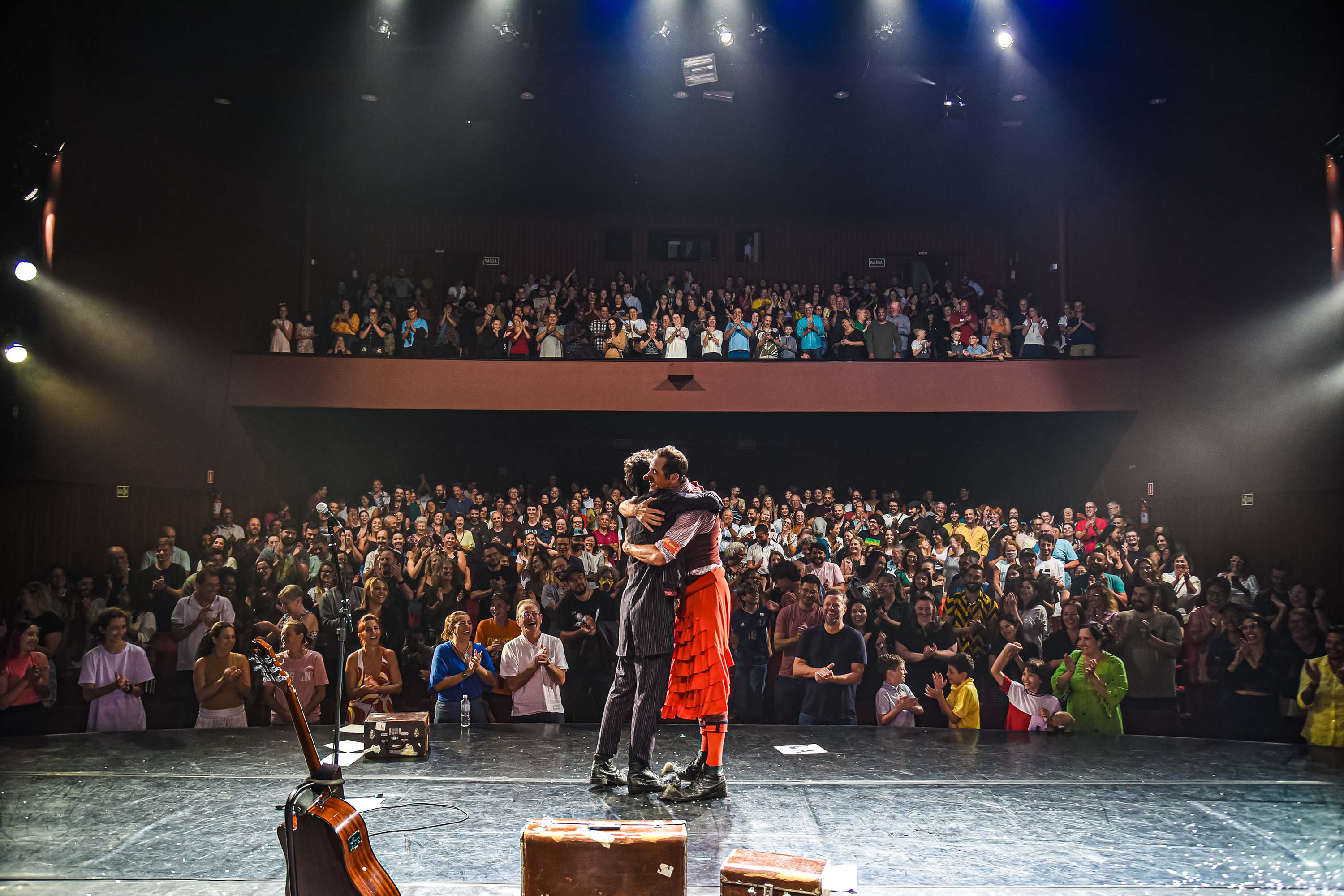 Centro Cultural Teatro Guaíra - Auditório Salvador de Ferrante (Guairinha) Concerto Em Ri Maior — A Cia dos Palhaços comemora duas décadas de trajetória com a comédia musical “Concerto em Ri Maior”, um espetáculo que se destaca em seu repertório, unindo dança, improvisação e palhaçaria.