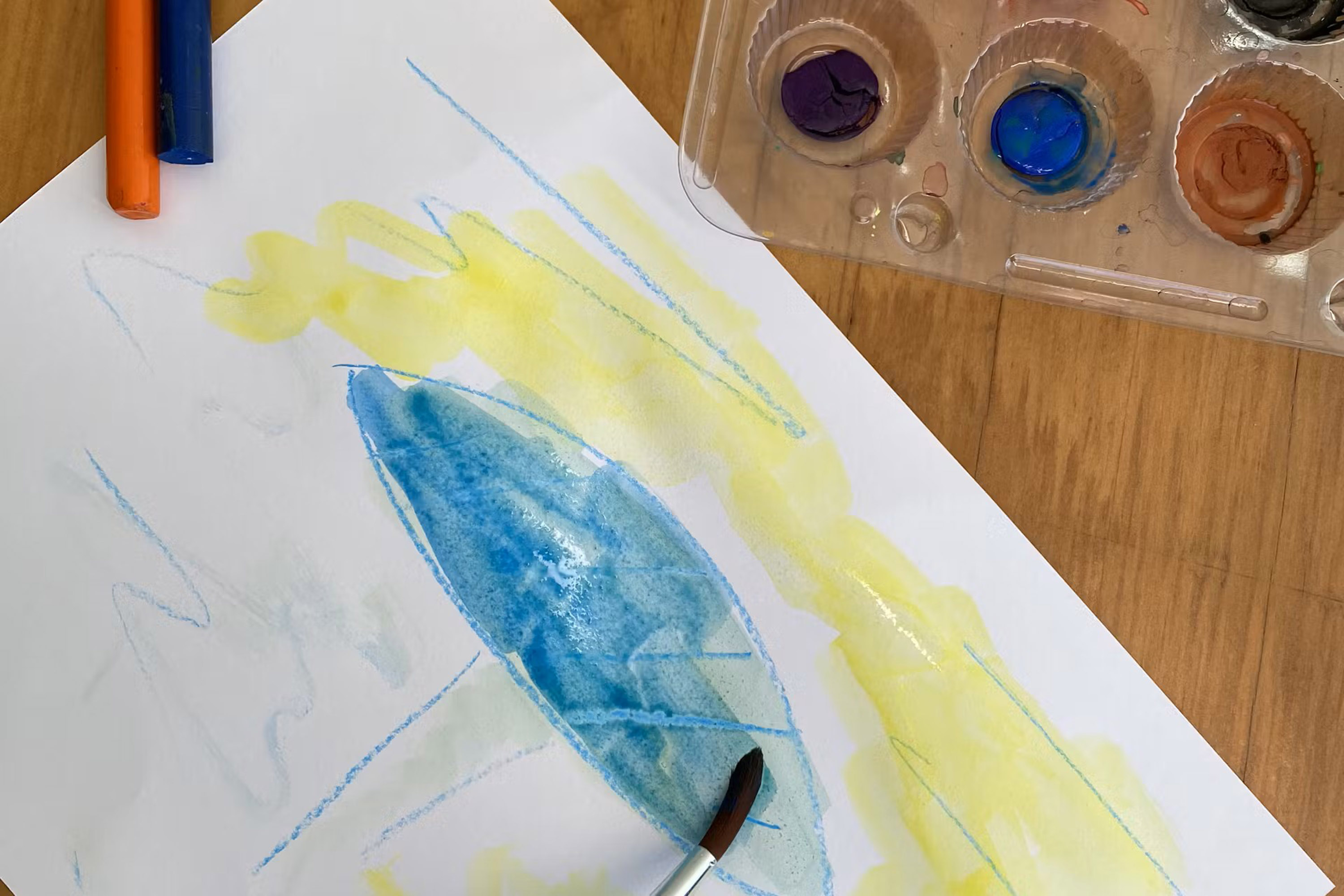 Museu Oscar Niemeyer (MON) -  Laboratório de experiências: giz e aquarela – Inspirado pelas obras da exposição “Eterno Feminino”, de Teca Sandrini, este laboratório experimenta as possibilidades de criar com giz e aquarela.