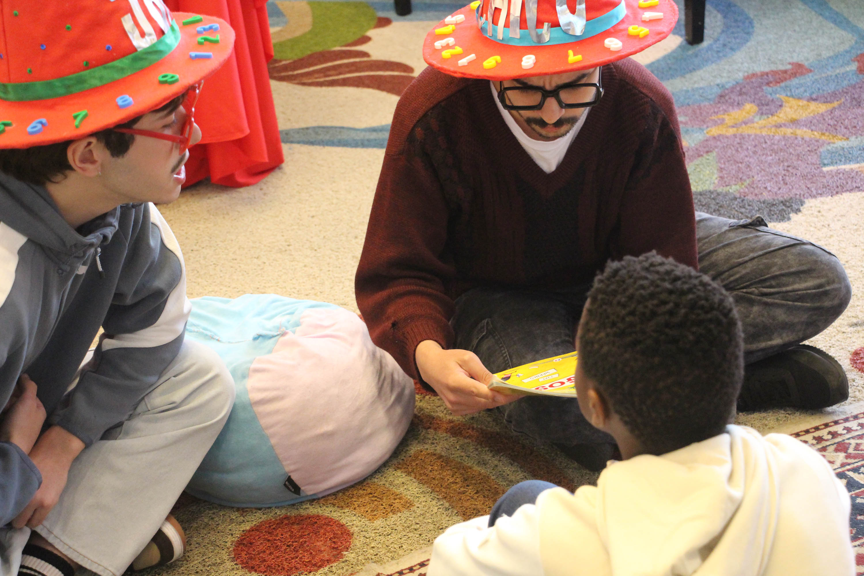 Biblioteca Pública do Paraná (BPP)   -  Hora do Conto  Contação de histórias para crianças.