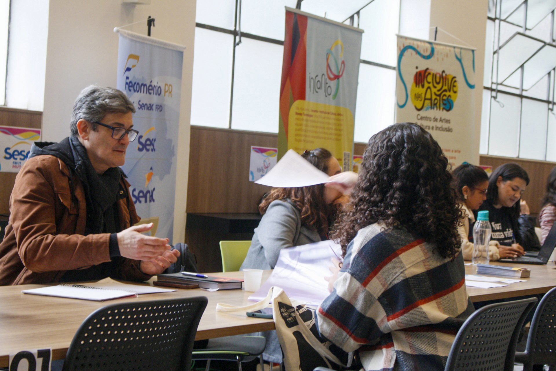 As exposições e atividades dos museus também chamam atenção entre as atrações da semana. O MON abre “O Mundo Lúdico dos Mangás e Animes”; no MAC-PR o público pode conhecer EntreLinhas, Cores e Linguagens, que comemora os 55 anos do Museu.