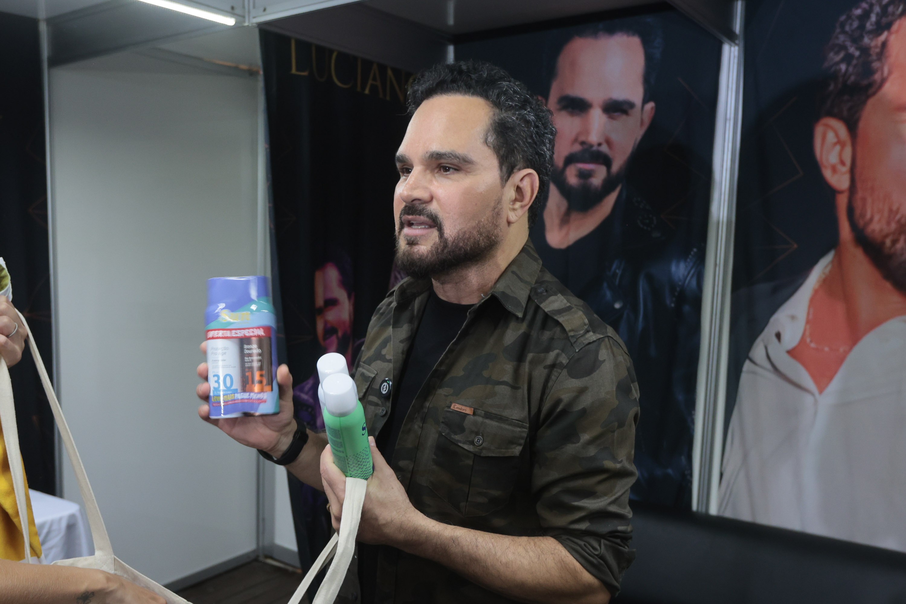 A dupla Zezé Di Camargo e Luciano durante a apresentação do seu show dentro da programação do Verão Maior Paraná, em Matinhos - 07/02/2026