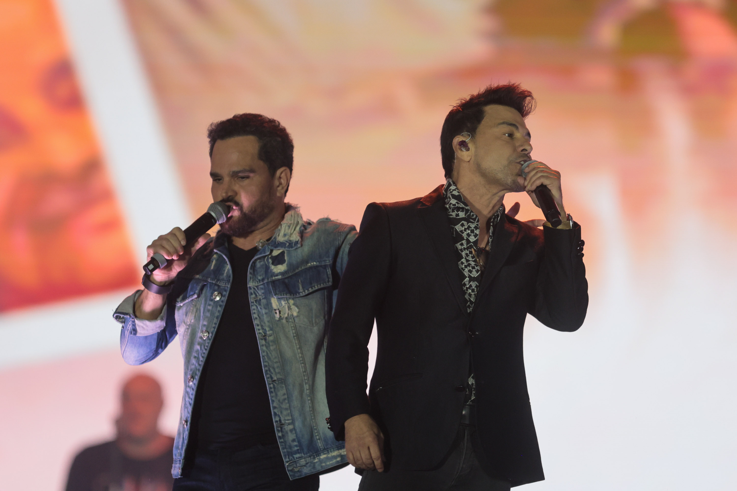 A dupla Zezé Di Camargo e Luciano durante a apresentação do seu show dentro da programação do Verão Maior Paraná, em Matinhos - 07/02/2026