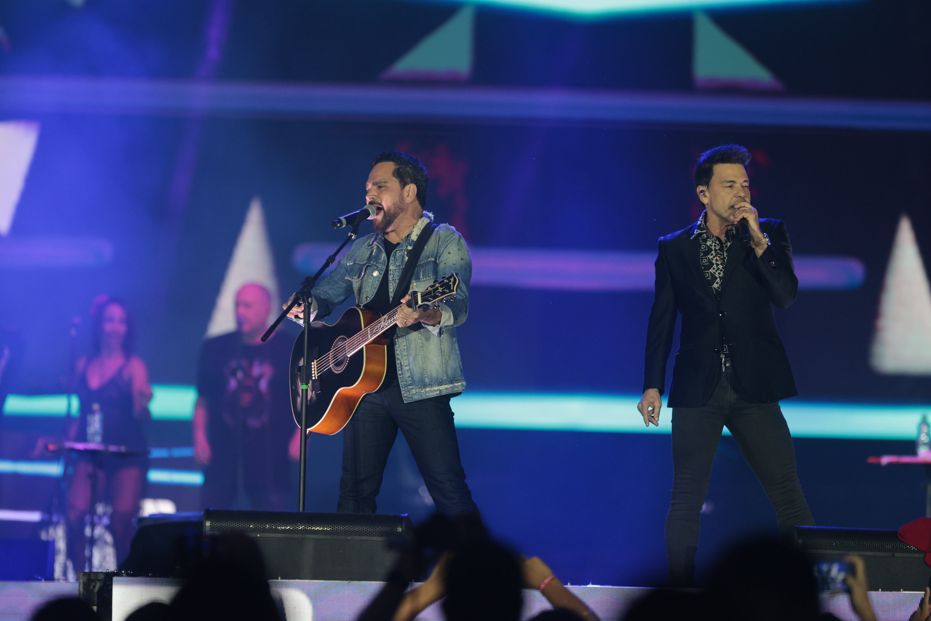 A dupla Zezé Di Camargo e Luciano durante a apresentação do seu show dentro da programação do Verão Maior Paraná, em Matinhos - 07/02/2026
