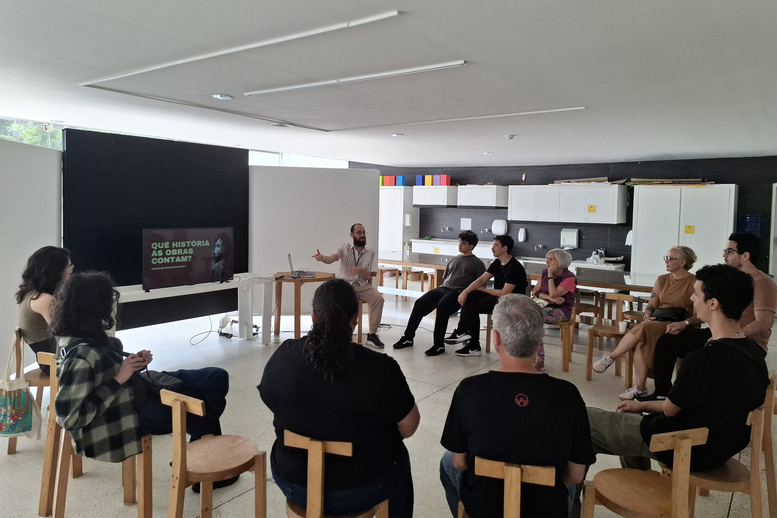 Museu Oscar Niemeyer realiza oficina de cinema em fevereiro