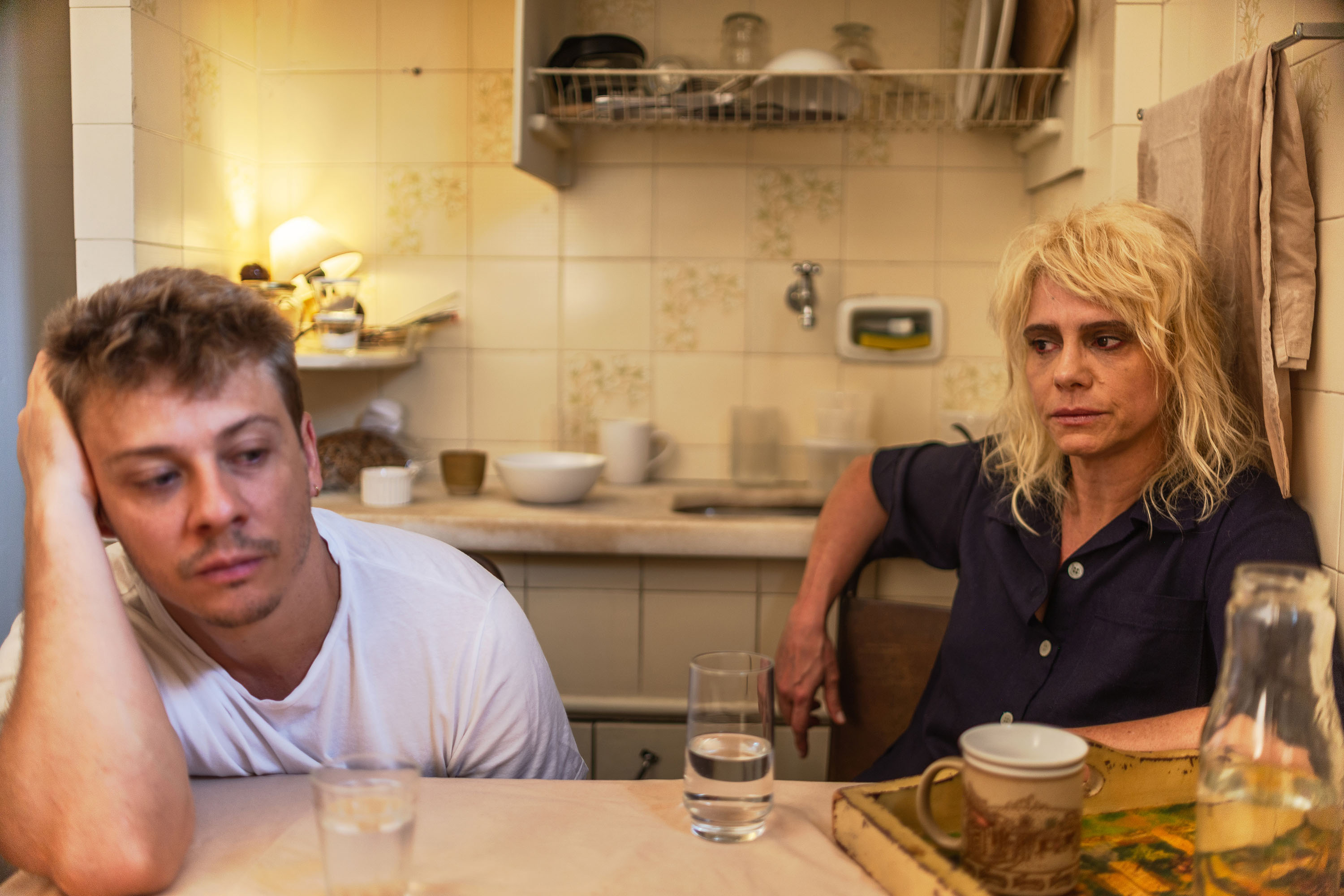 Teatro Guaíra recebe “Mulher em Fuga”, peça inspirada na obra de Édouard Louis