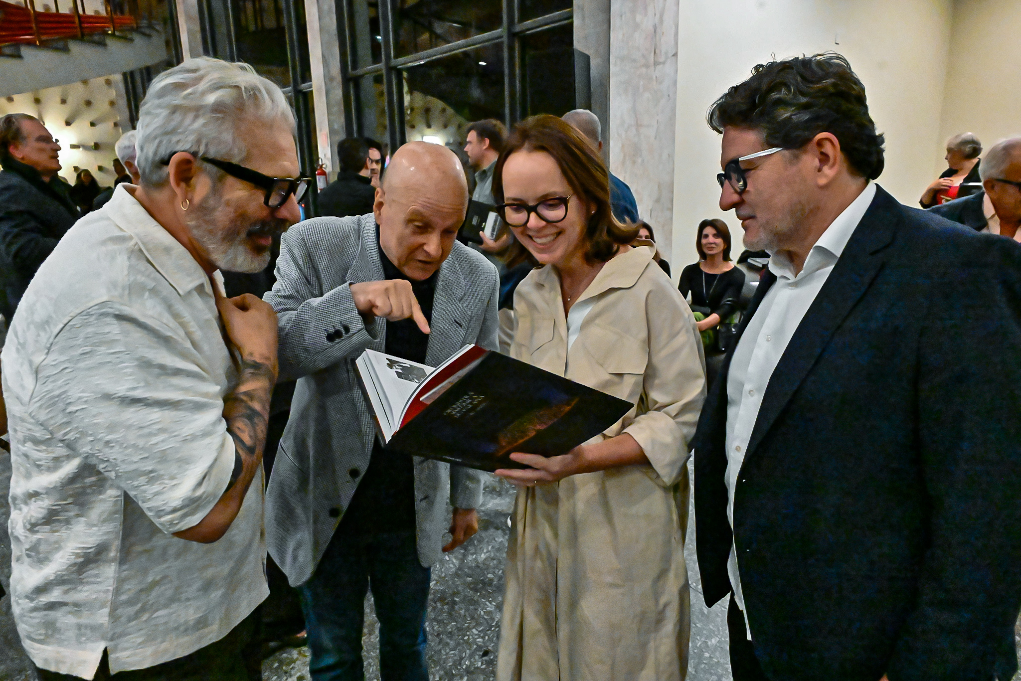 40 anos: mais de 500 pessoas prestigiam lançamento do livro sobre a Orquestra Sinfônica do Paraná