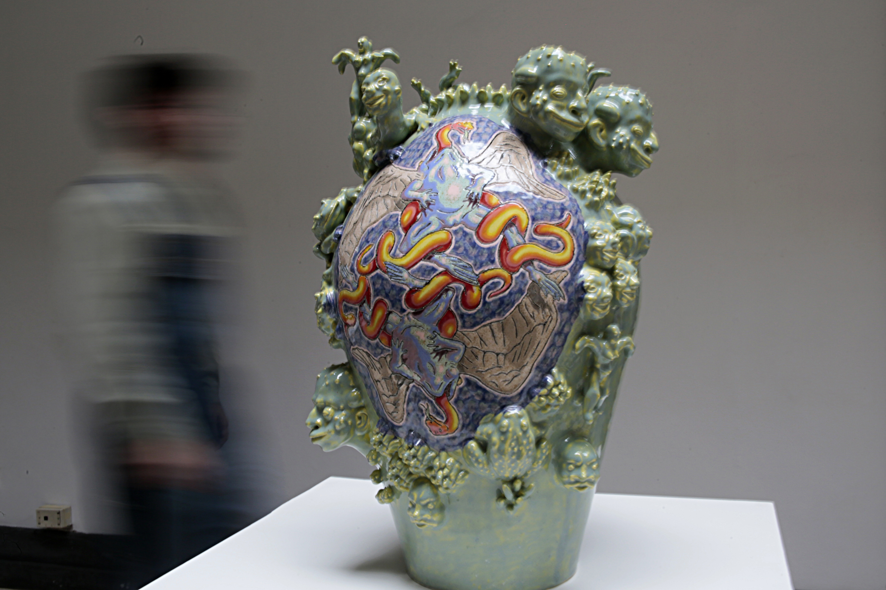 MAC-PR encerra neste mês exposição comemorativa e mostra de cerâmica