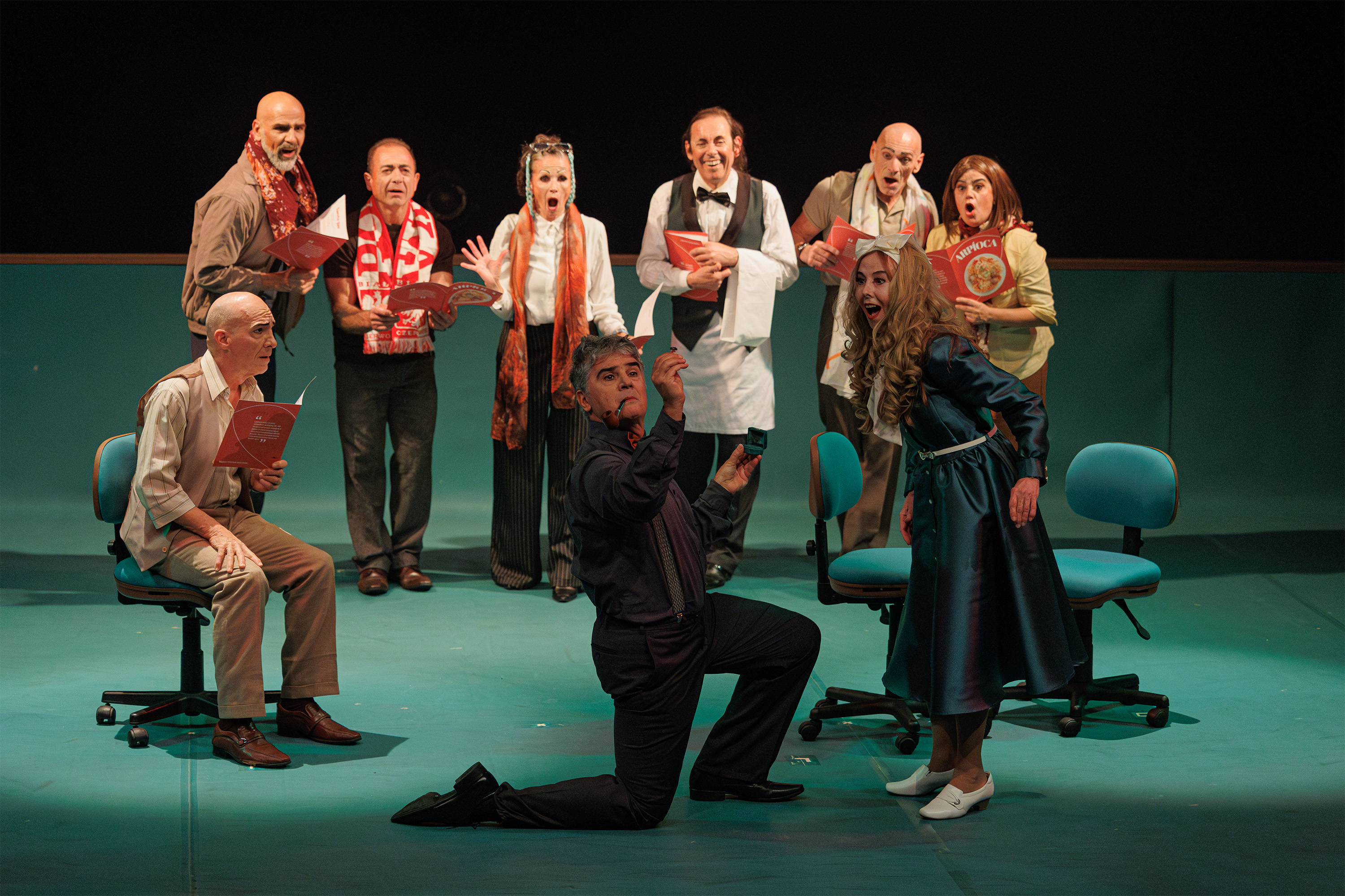 G2 do Teatro Guaíra encerra temporada de “Gregor” com lotação máxima