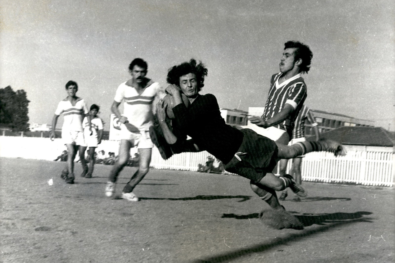 Visita guiada, futebol e cinema nacional integram programação gratuita do MIS-PR em junho