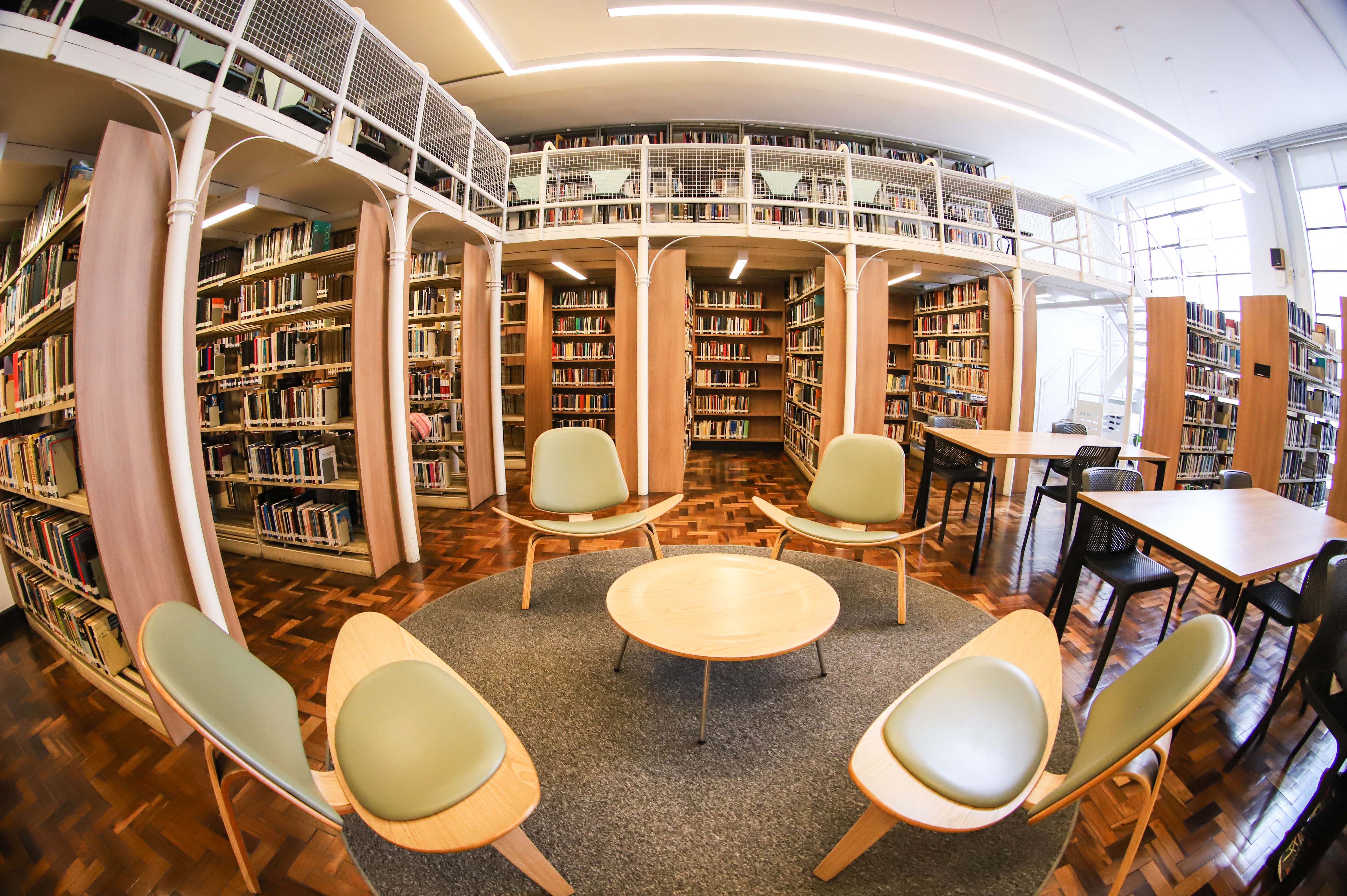 Exposições e lançamentos movimentam Biblioteca Pública do Paraná em junho