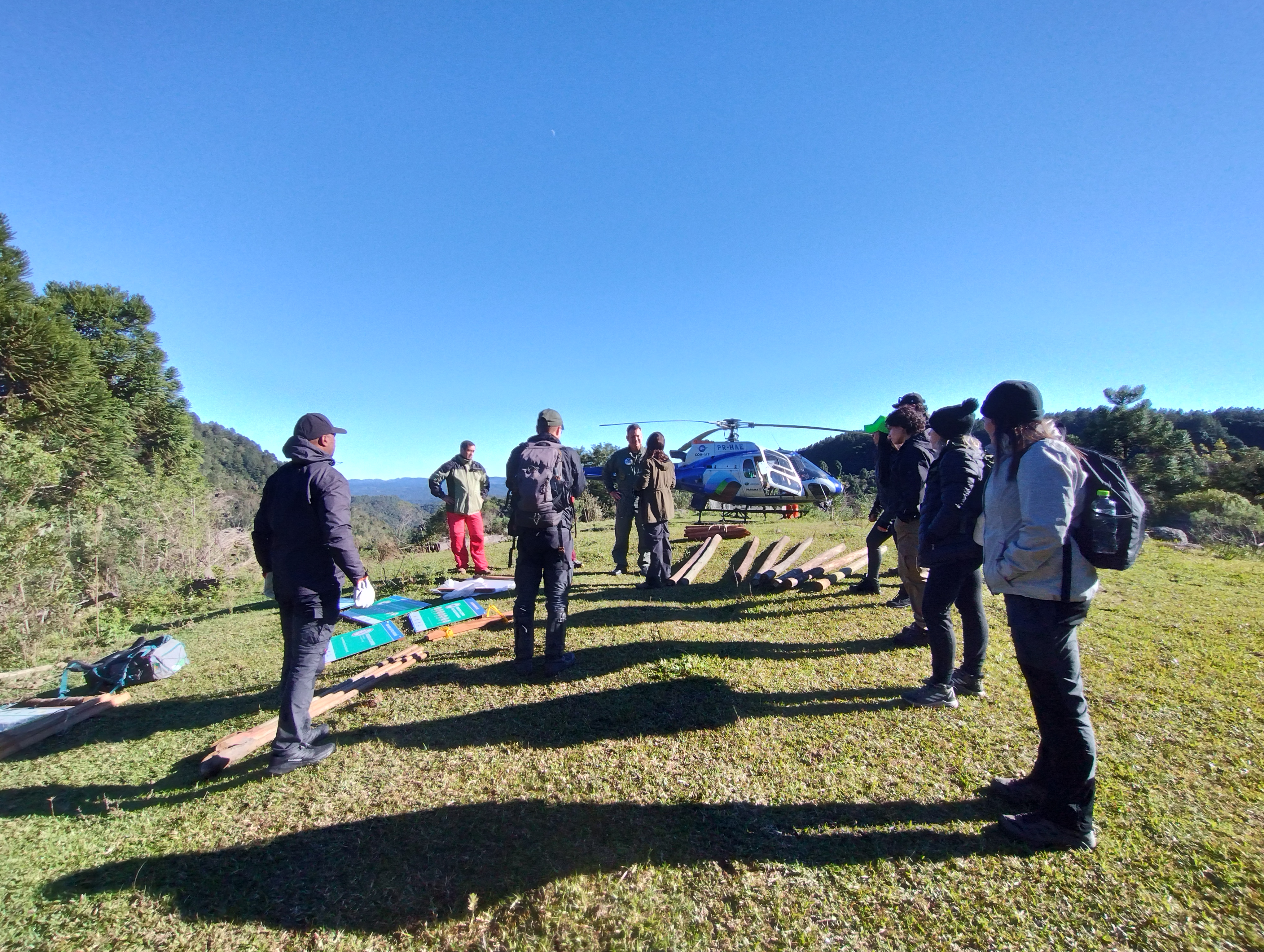 Governo do Paraná participa de ação no Parque Estadual Pico Paraná para reforçar a conservação e orientar visitantes