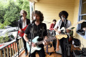 A banda NewHolly tocou clássicos dos The Beatles durante a solenidade de inauguração do Memorial Inglês na Casa Gomm. Espaço em homenagem a imigrantes ingleses foi construído no Parque Gomm. Foto Kraw Penas/SECC