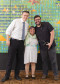 O diretor do Centro Juvenil de Artes Luiz Gustavo Vidal Pinto, a estagiária Alessandra do Rocio Andrade e o professor de fotografia, Aurélio Peluso. Foto de Maringas Maciel.