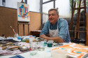 O artista plástico Jefferson Svoboda é o novo residente do Museu Casa Alfredo Andersen