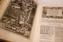 Acervo de obras raras da Biblioteca Pública do Paraná possui livro de 1584 