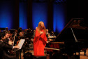 Série Ouro: Orquestra Sinfônica do Paraná atrai mais de 13,8 mil pessoas - Os concertos da Série Ouro apresentaram as quatro sinfonias do compositor alemão Johannes Brahms e trouxe convidados de renome internacional - No mês de agosto, foi a vez da pianista ucraniana Valentina Lisitsa, fenômeno nas redes sociais com mais de 300 milhões de visualizações no YouTube, que emocionou o público ao lado da Orquestra.