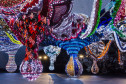 MON Loja disponibiliza catálogo da mostra “Extravagâncias”, de Joana Vasconcelos. Na foto, Exposição “Extravagâncias” no MON - Museu Oscar Niemeyer em Curitiba 
