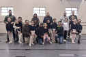 Escola de Dança Teatro Guaíra promove aulas especiais com os pais dos alunos