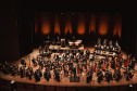 Orquestra Sinfônica do Paraná traz obras de Manuel de Falla e Piotr Tchaikovsky ao palco do Guairão neste domingo (24) 