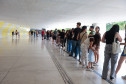 Primeira quarta-feira do ano é marcada por filas no Museu Oscar Niemeyer (MON), em Curitiba