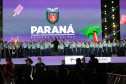 Na noite desta sexta-feira (16), crianças e adolescentes do coral do Colégio Cívico-Militar Professor Leandro Manuel da Costa se apresentaram no palco principal de Caiobá, em Matinhos, na abertura do show do Gipsy Kings by André Reyes.