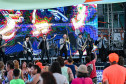 Rock da Big Time Orchestra anima veranistas no Palco Sunset em Guaratuba