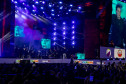 Fábio Jr. celebra o romantismo com show para 144 mil pessoas em Matinhos