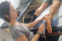 Preparação de atletas: trabalho de fisioterapia é apoio precioso para performance de bailarinos do Teatro Guaíra