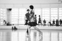 Estreia da semana, balé “GiselleS” transforma clássico em história de identidade e amor